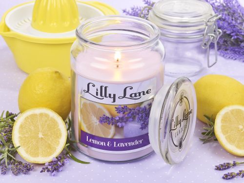 Lilly Lane Lavender and Lemon 18oz Jar Candle